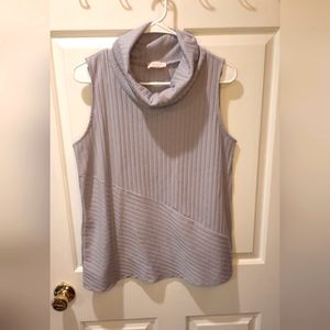 LOFT Blouse Womans Medium Gray Sleeveless Turtleneck Classic Casual Beach